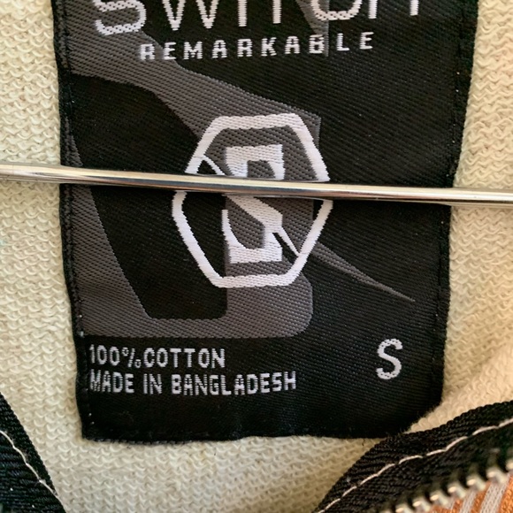 Men’s vest small - Picture 3 of 5